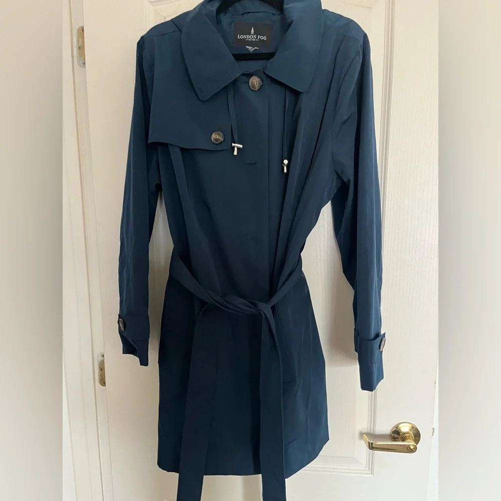 London Fog blue jacket. Button down. Tie around the waist. XL - Picture 1 of 5
